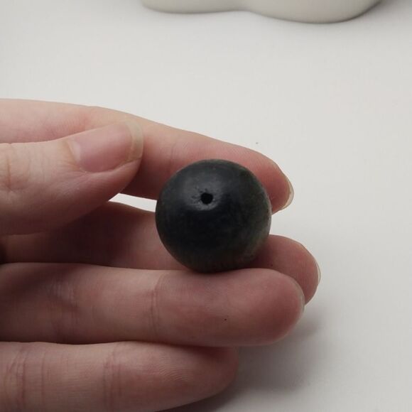 Wooden native round ball bead - Picture 2 of 3